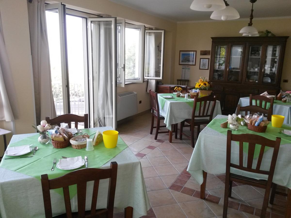 B&B L'Eucalipto Paola Eksteriør bilde