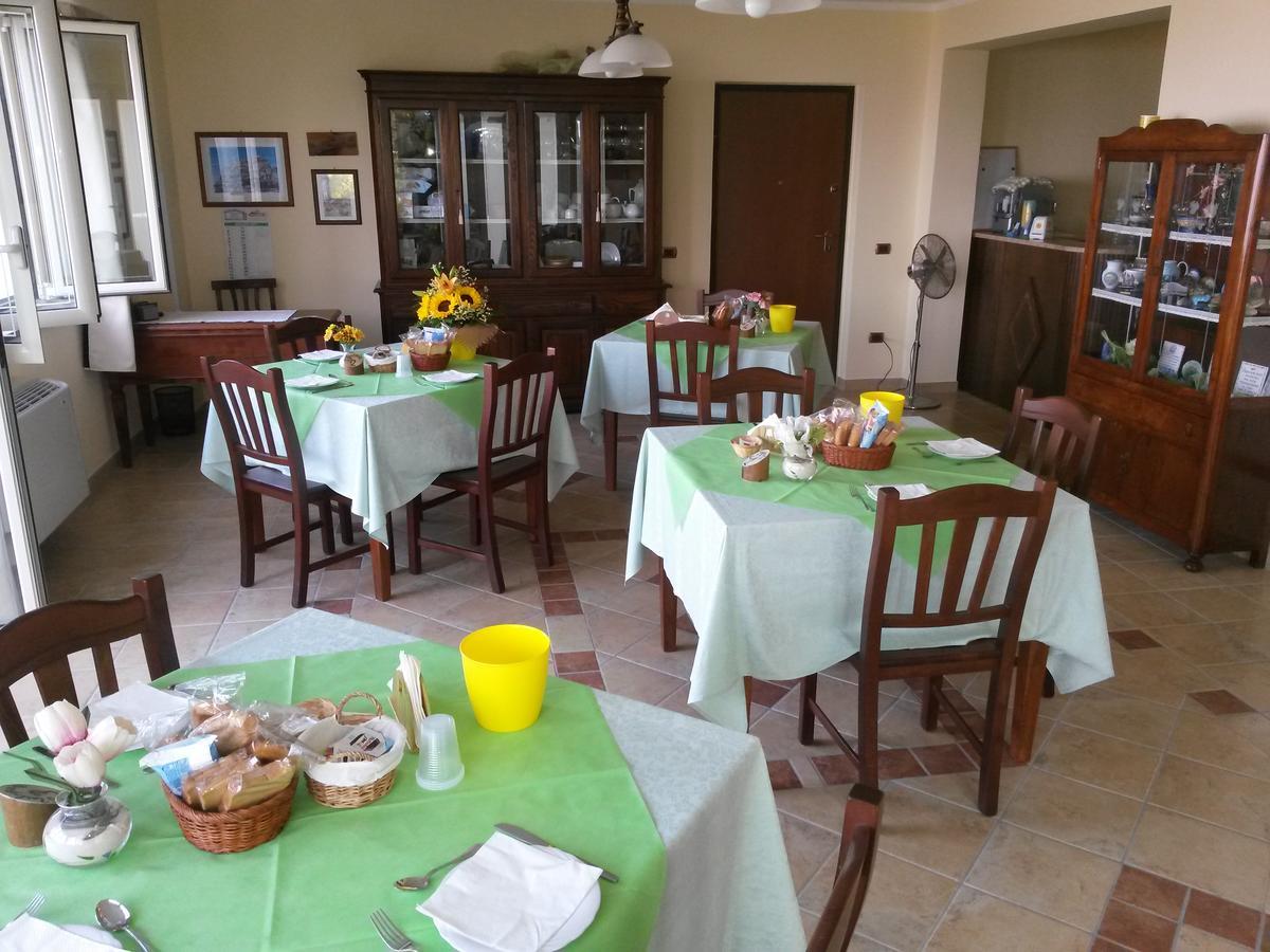 B&B L'Eucalipto Paola Eksteriør bilde